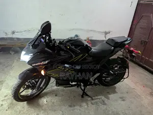 Suzuki Gixxer SF FI 2025 Black