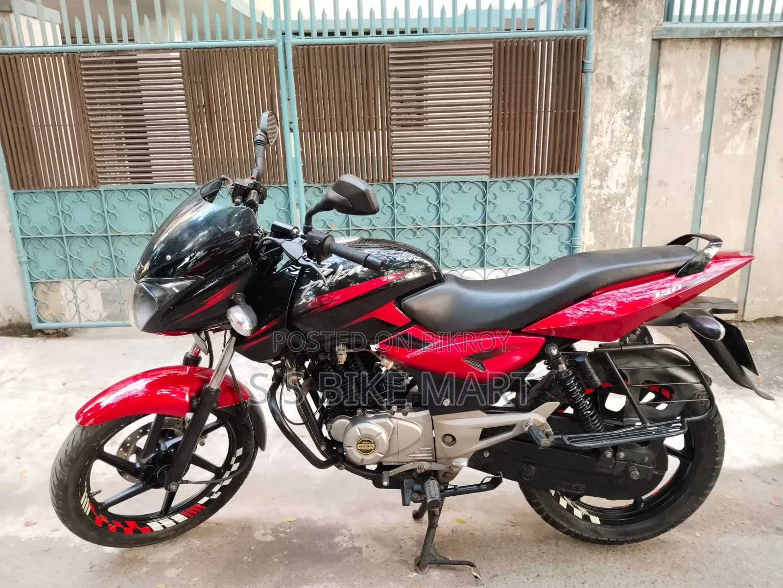 Bajaj Pulsar 150 2016 Black