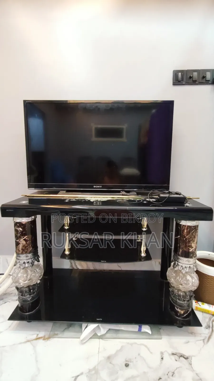 TV With TV Trolley