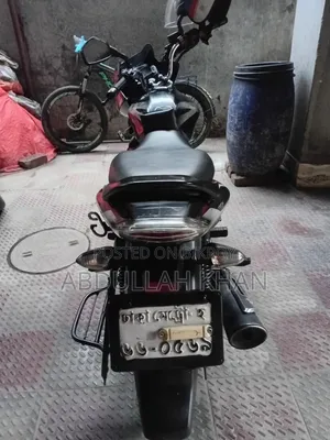 বাজাজ ডিসকভার ১২৫ ২০২০ ব্ল্যাক
