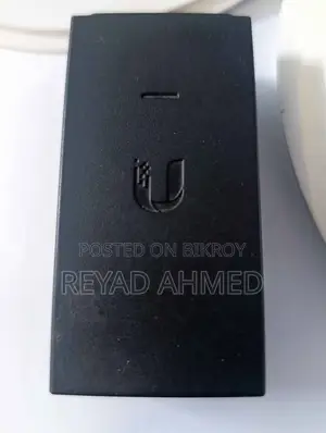 Ubiquiti UAP-AC-LR UniFi Access Point With Original 24v POE Adapter