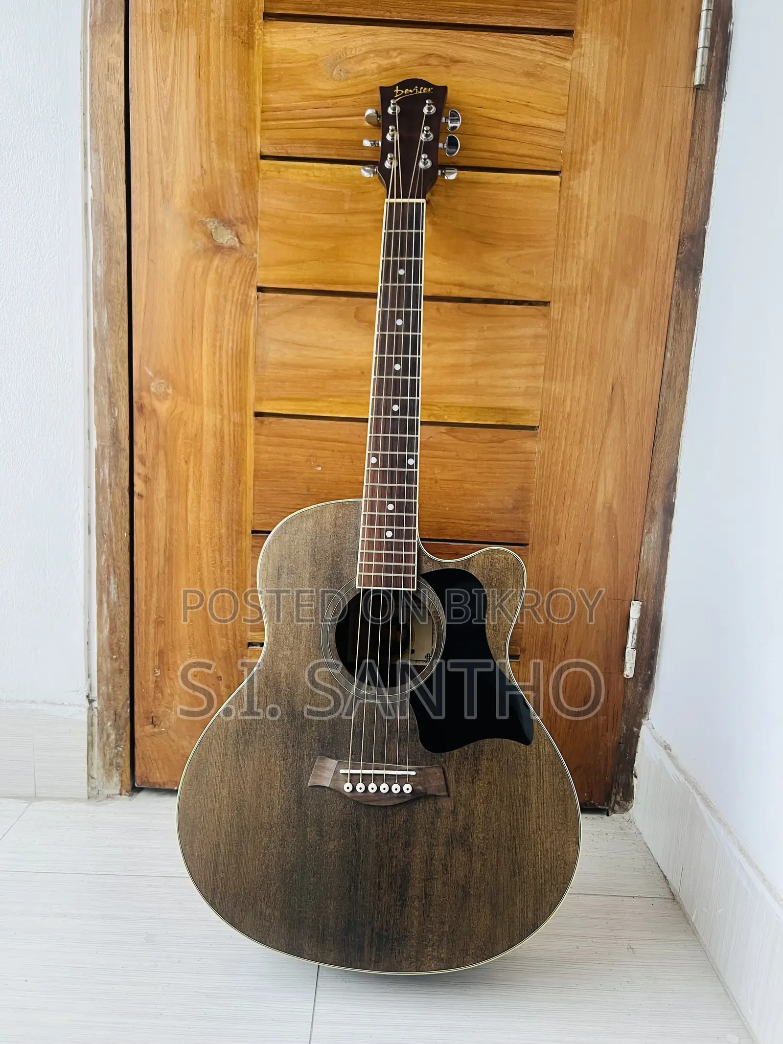 Deviser Guiter