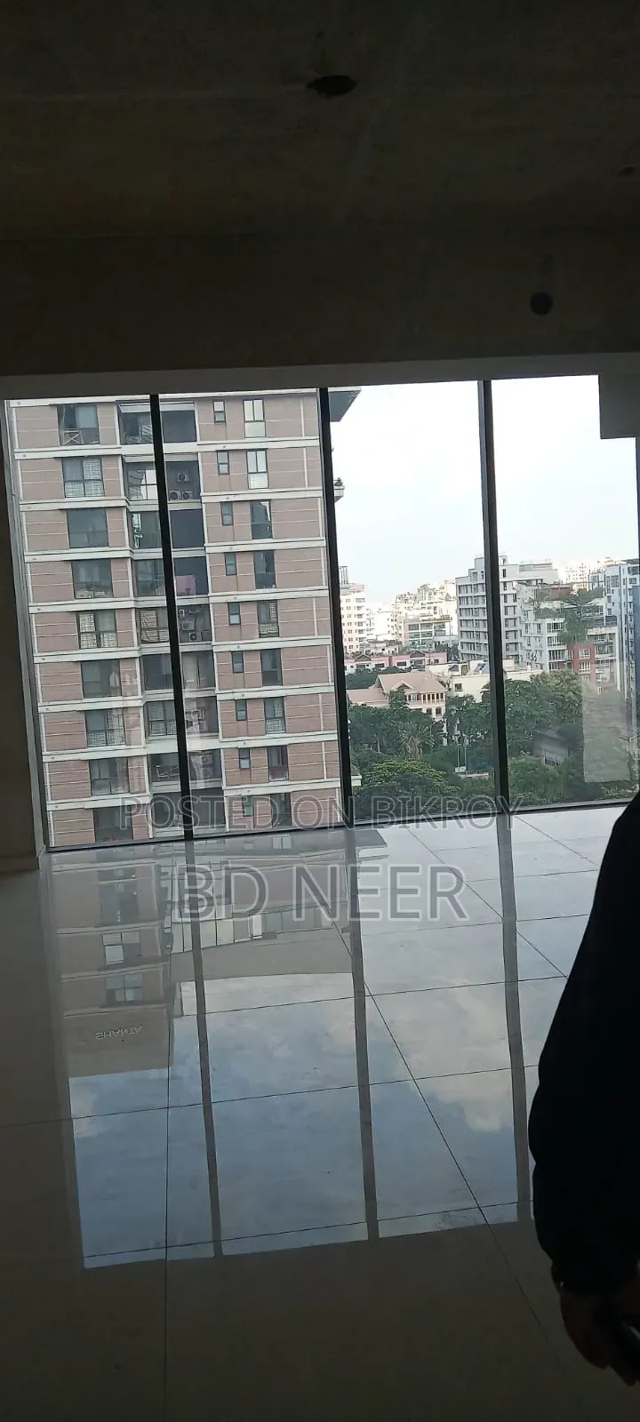 3020 Sq Ft Open Space for Rent in Gulshan-2
