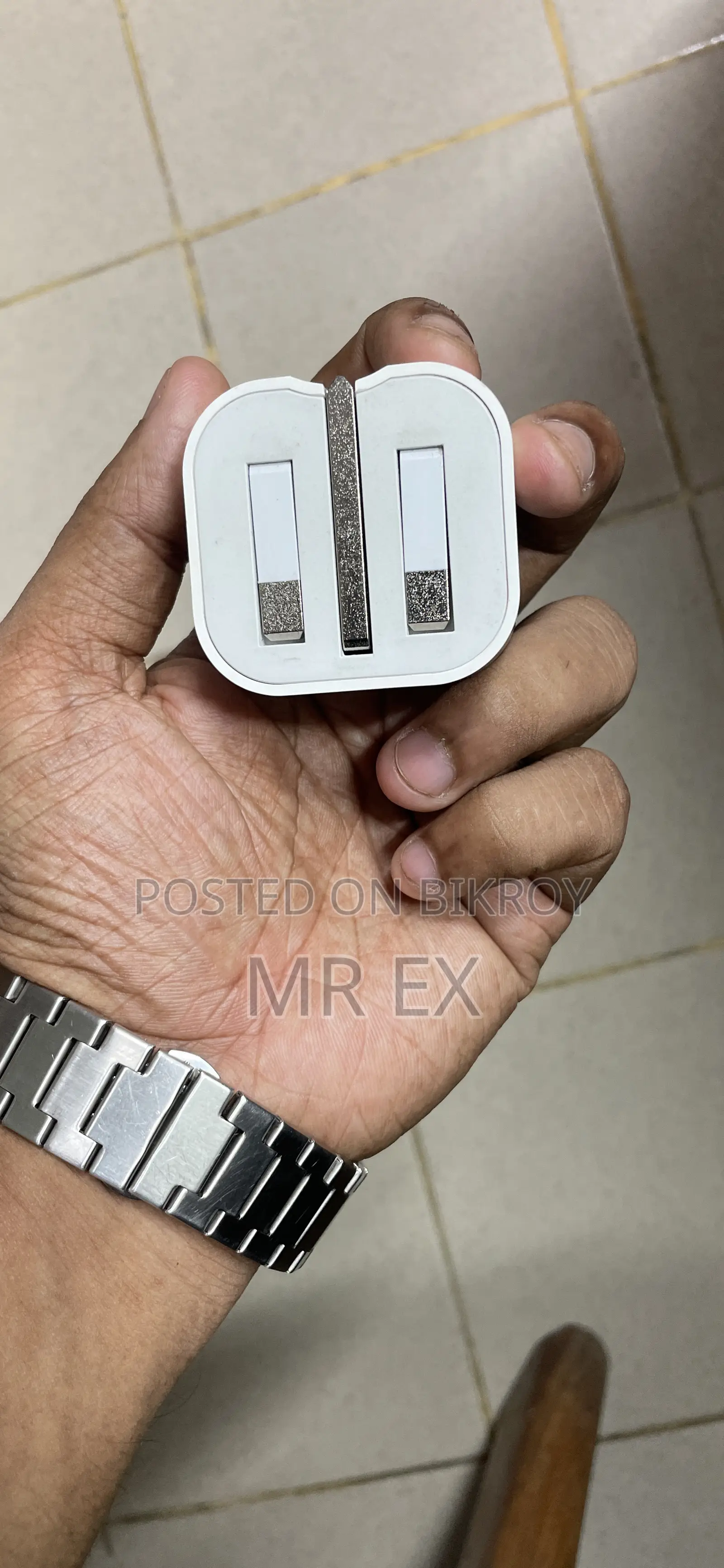 Apple Original Adapter (iPad Er Shathe Paisi Tai 100% Original)