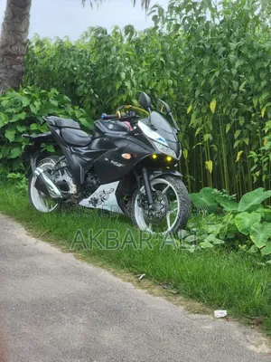 সুজুকি জিক্সার এসএফ ২০২৩ ব্ল্যাক