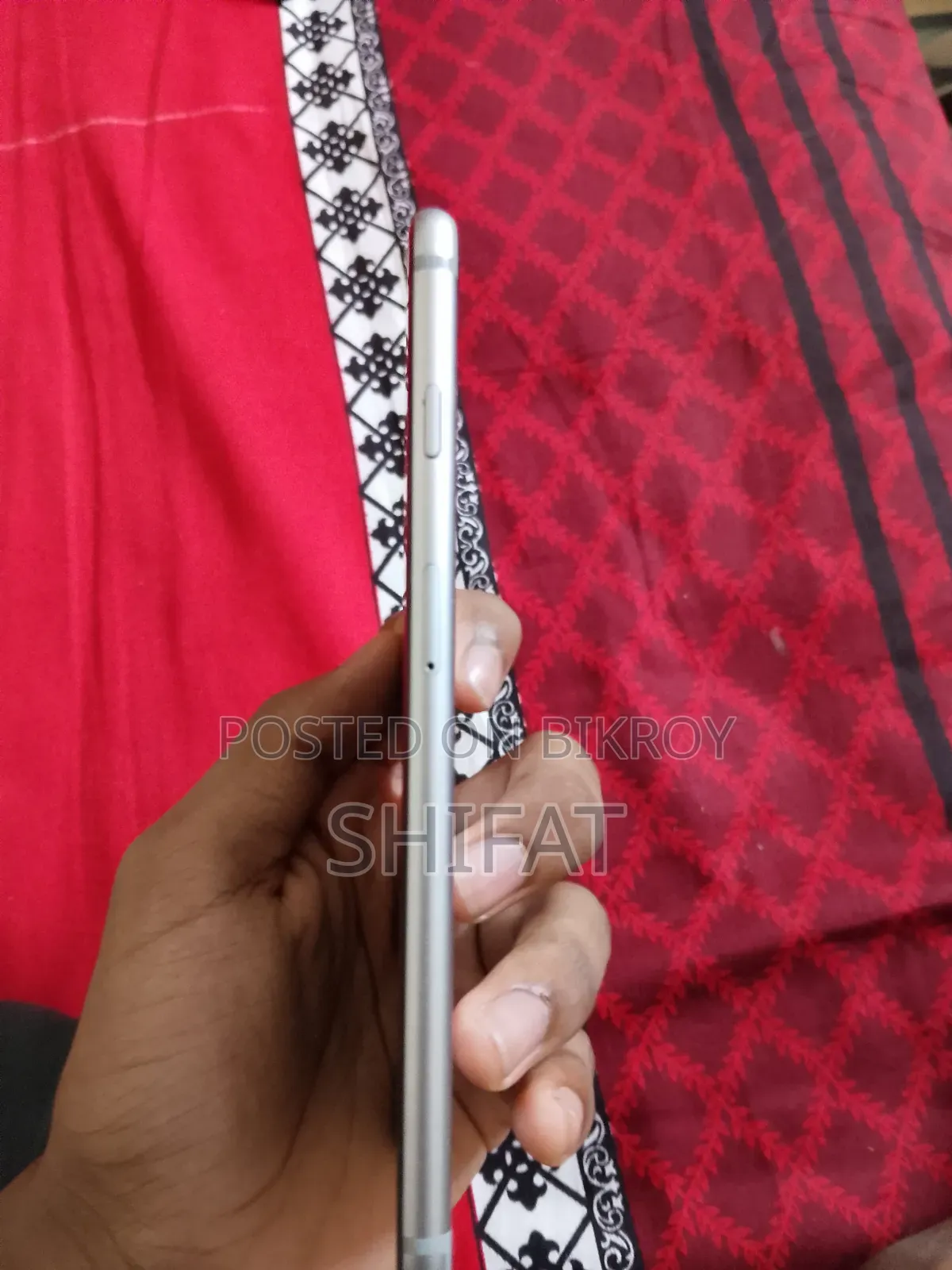 অ্যাপল আইফোন ৬এস প্লাস ১২৮ জিবি গ্রে