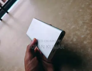 মি পাওয়ার ব্যাংক (১০০০০এমএএইচ)