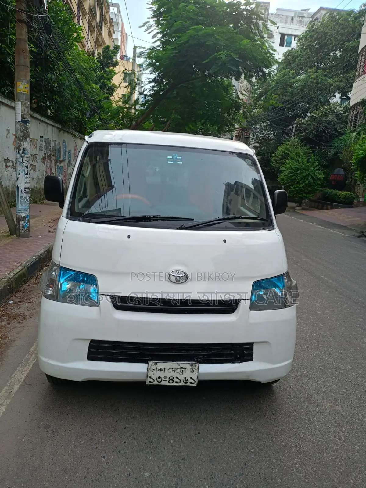 Toyota Noah 2011 White