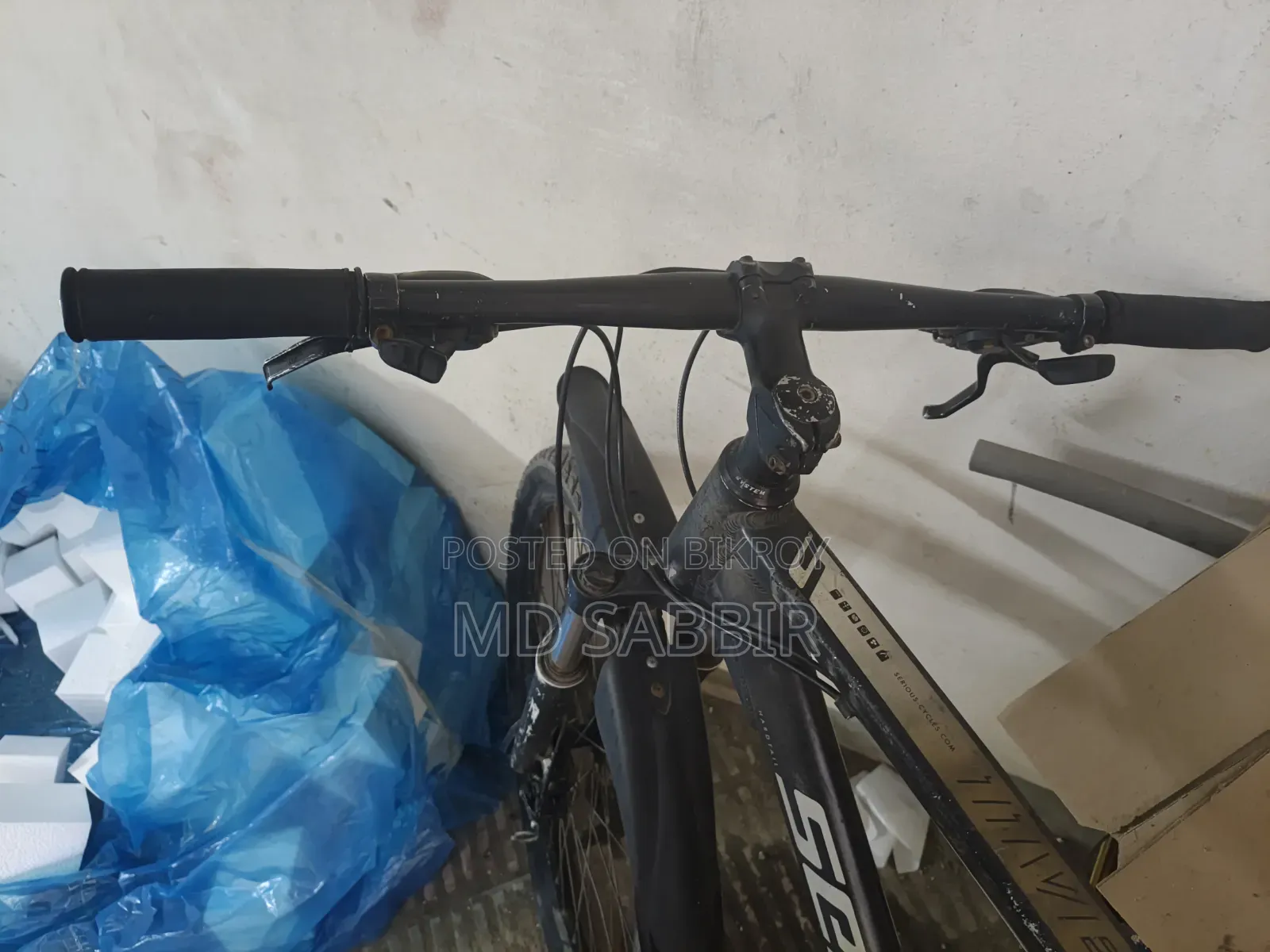 সাইকেল এর সামনের ব্রেক সমস্যা শুধু, আর বাকিটা সরাসরি দেখে নিতে পারবেন, ভালোই কন্ডিশন "