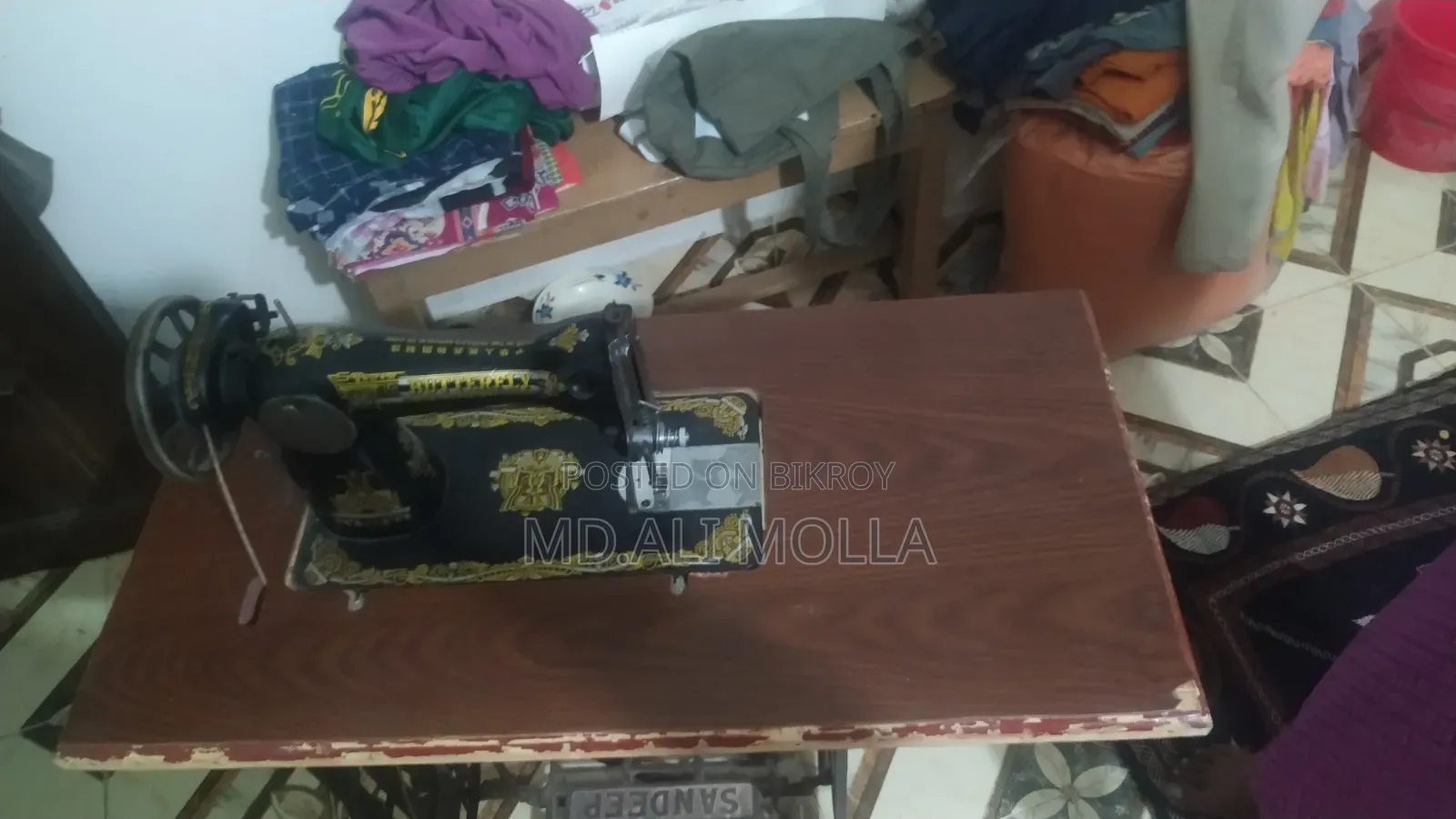 Sewing machine for sale