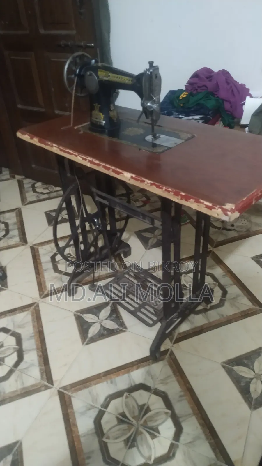 Sewing machine for sale