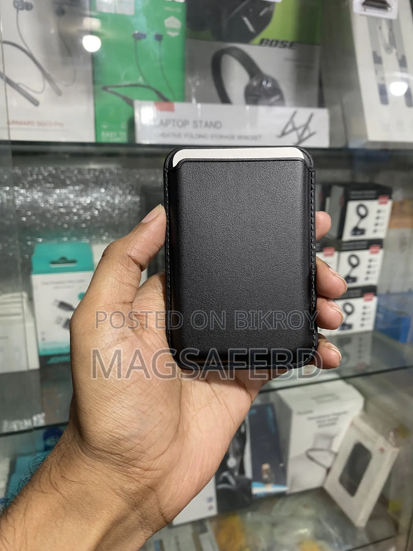 MagSafe Card Holder