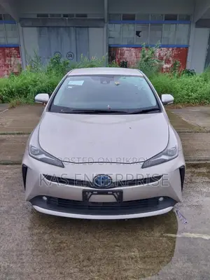 Toyota Prius 2021 Beige