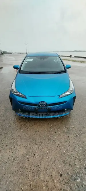 Toyota Prius 2021 Blue