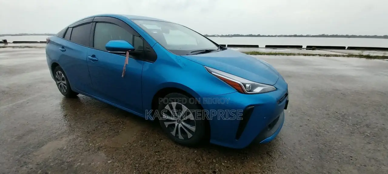 Toyota Prius 2021 Blue