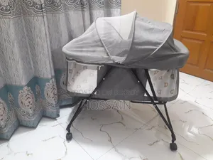 বেবি দোলনা