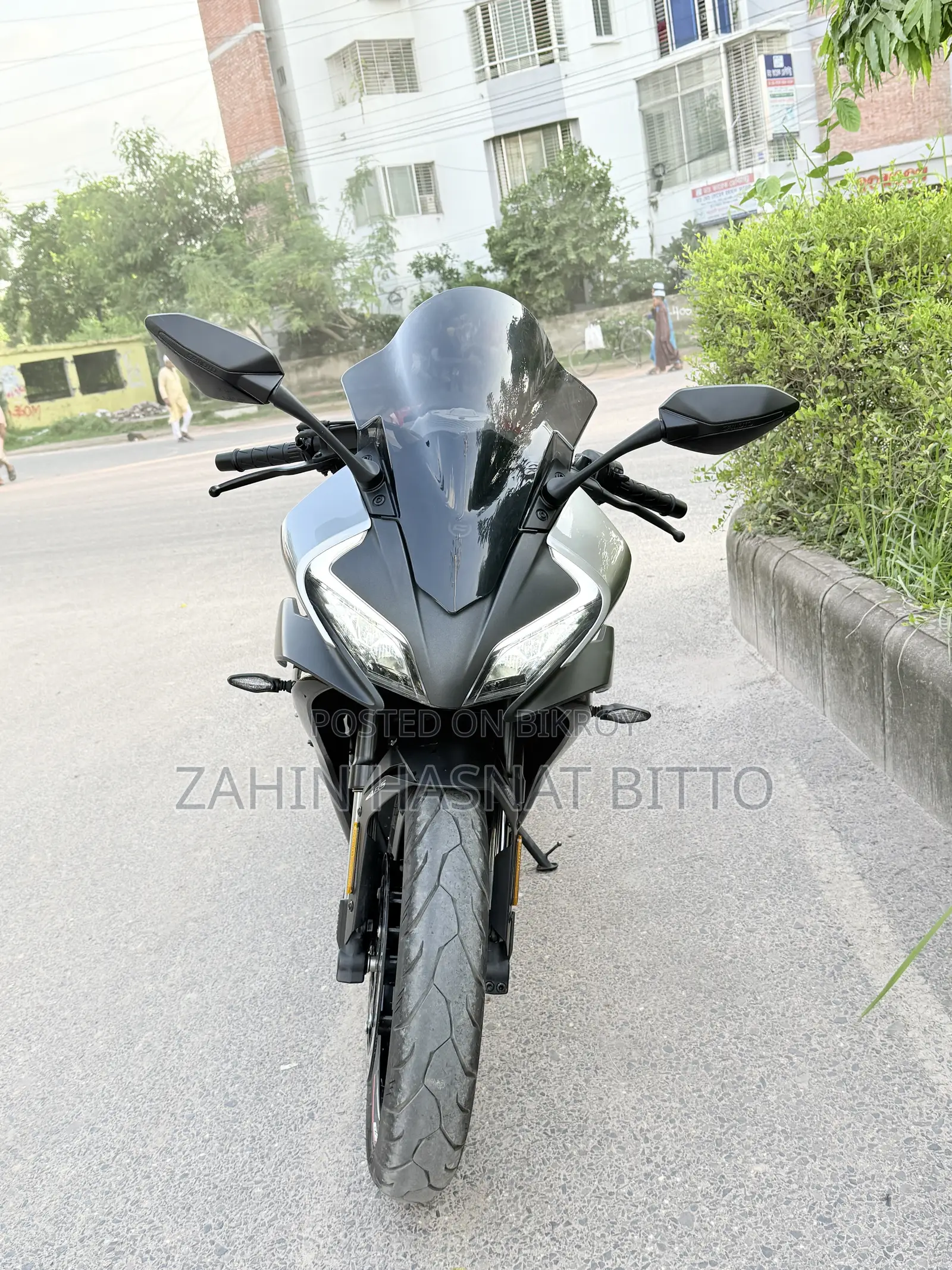 CFMoto 300SR 2026 Black