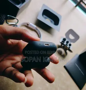 Apple AirPods Pro 2nd Generation. NFC