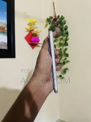 Apple iPhone 11 128 GB White