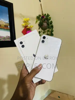Apple iPhone 11 128 GB White
