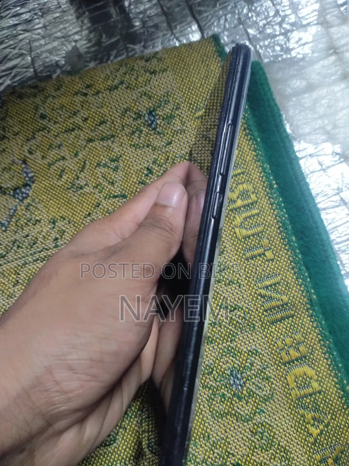 Vivo Y04 64 GB Black
