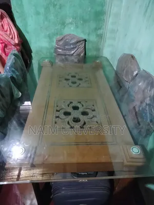 ৬ চেয়ারসহ গ্লাস টপ ডাইনিং টেবিল সেট বিক্রি হবে