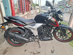 TVS Apache RTR 160 4V 2018 Black
