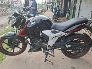 TVS Apache RTR 160 4V 2018 Black
