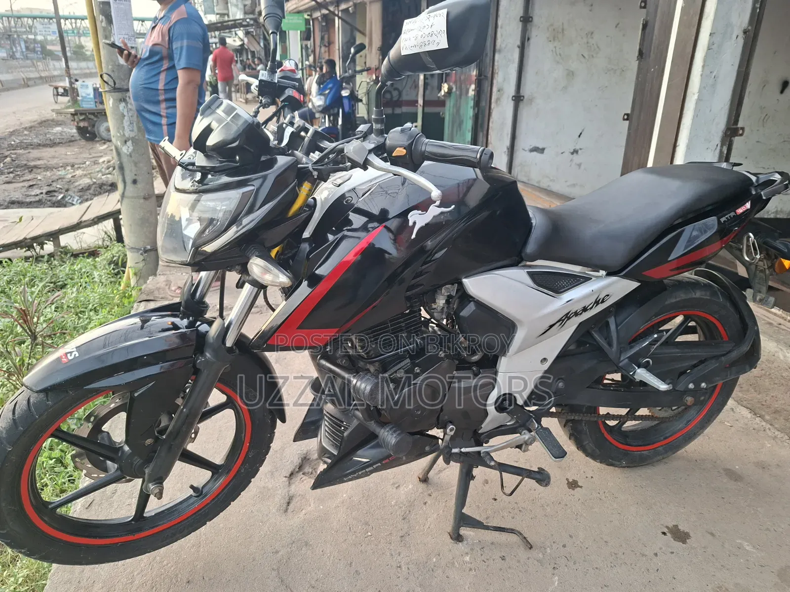TVS Apache RTR 160 4V 2018 Black
