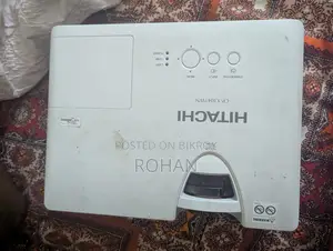 Hitachi Projector