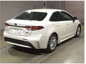Toyota Corolla 2021 White