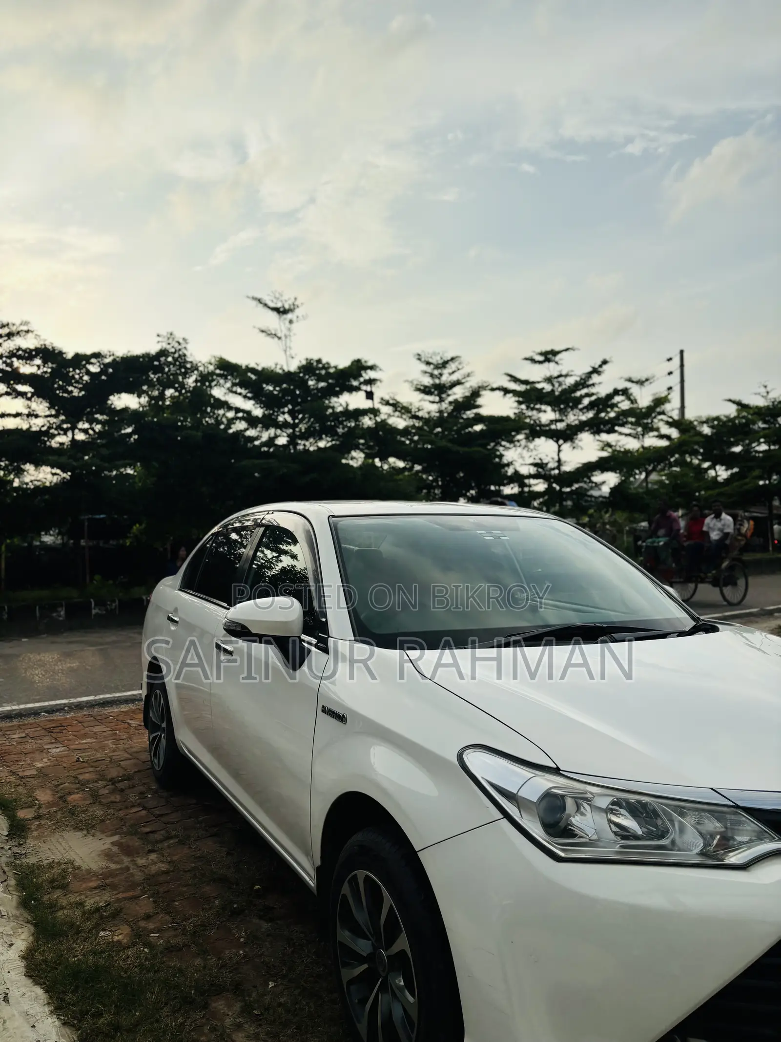 Toyota Axio 1.5 Hybrid 2WD 2016 White