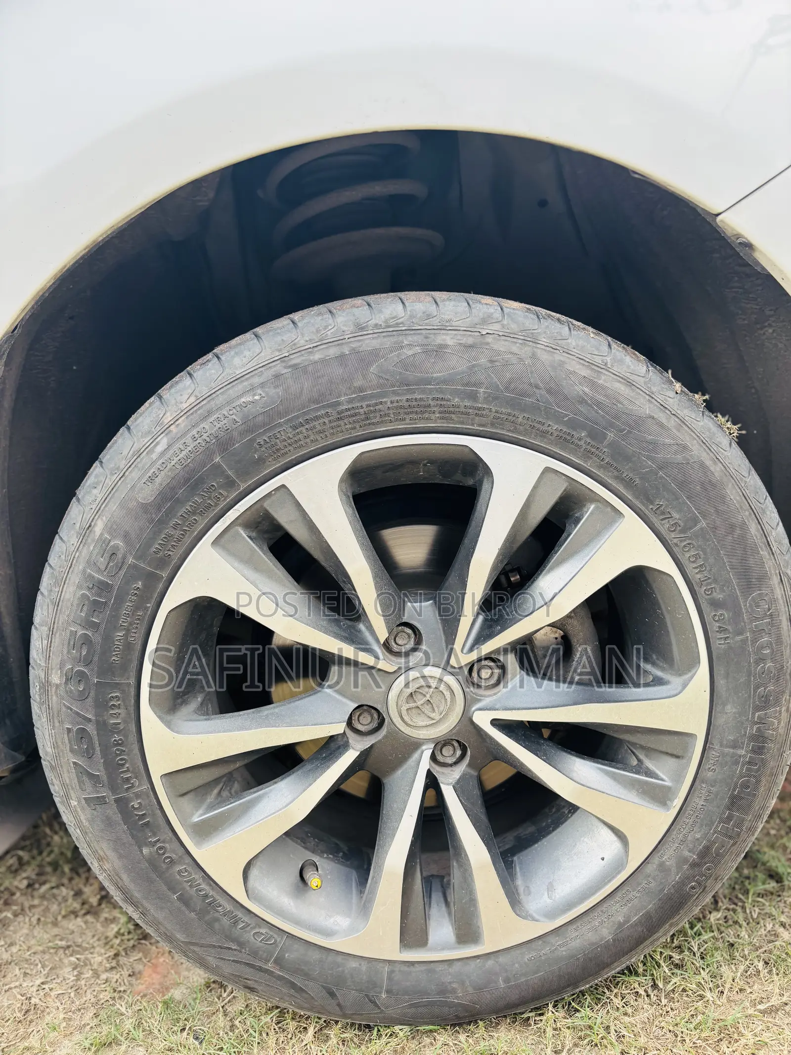 Toyota Axio 1.5 Hybrid 2WD 2016 White