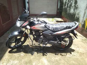 TVS Metro 2022 Black