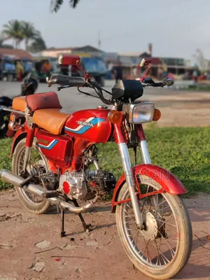 New Honda CB 1986 Red