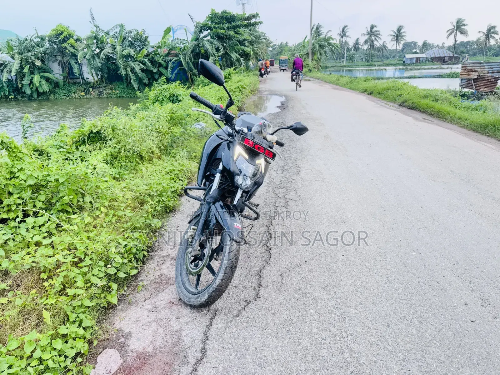 New TVS Apache RTR 160 4V 2021 Black