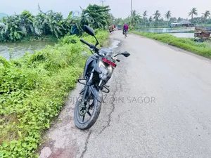 New TVS Apache RTR 160 4V 2021 Black