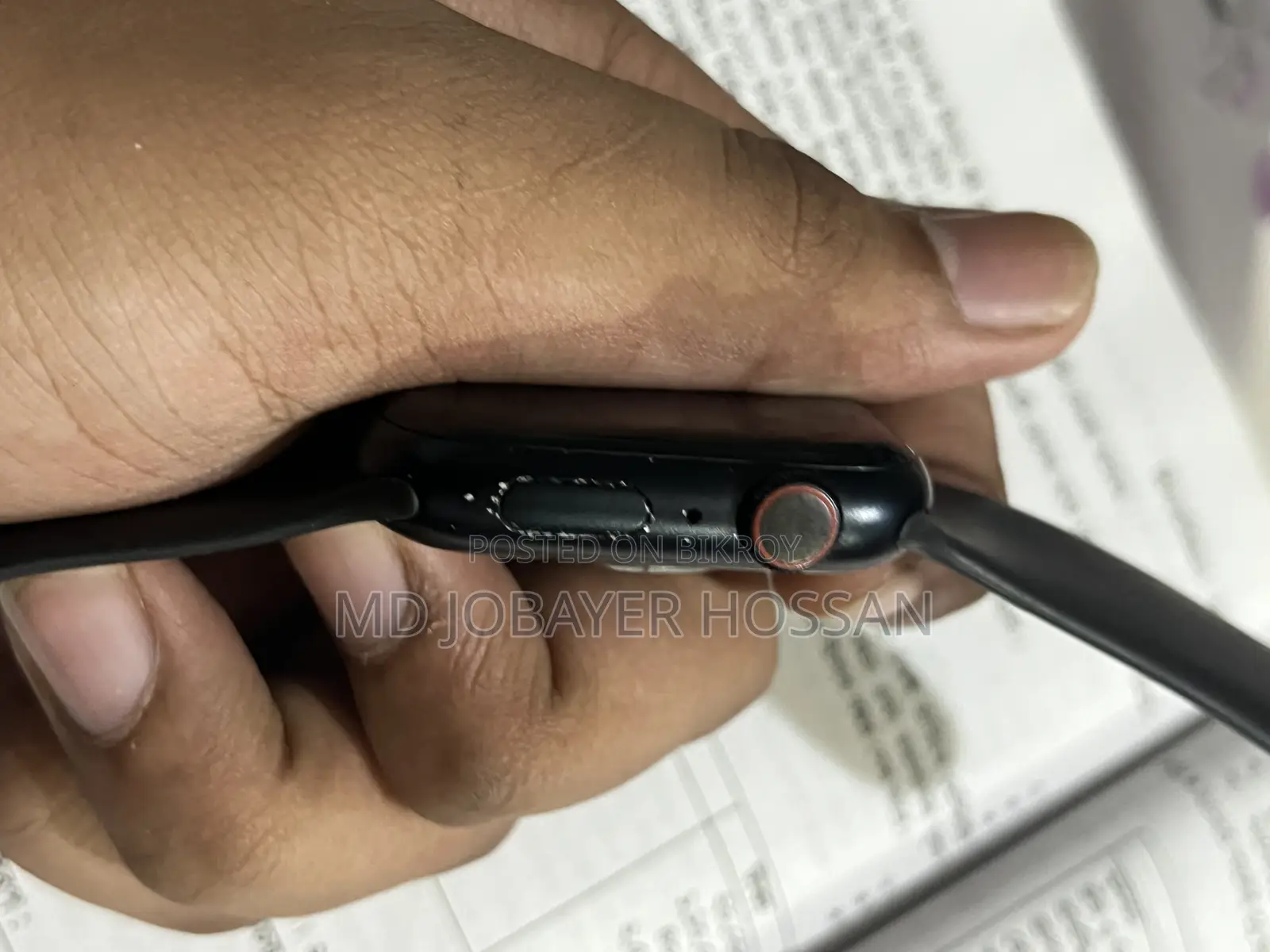 অ্যাপল ওয়াচ সিরিজ ৮ (৪৫ মিমি) - আইক্লাউড লকড (শুধুমাত্র পার্টসের জন্য)