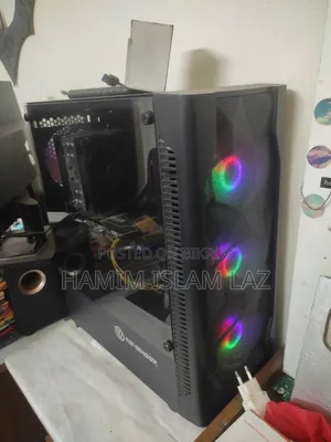 Desktop Computer MSI Model 16GB AMD Ryzen 5 SSD 256GB