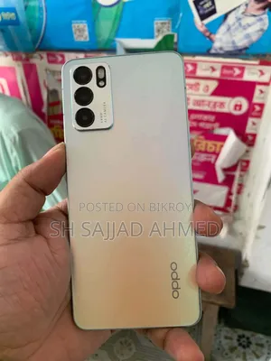 Oppo 8 GB Silver
