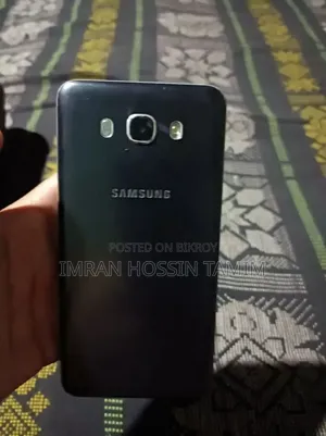 Samsung Galaxy J7 16 GB Orange