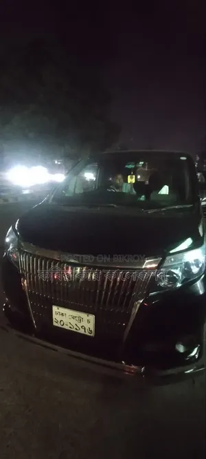 Toyota Esquire 2016 Black