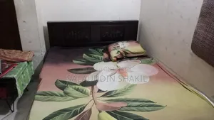 মালয়েশিয়ান কাঠ ভালো অবস্থায়