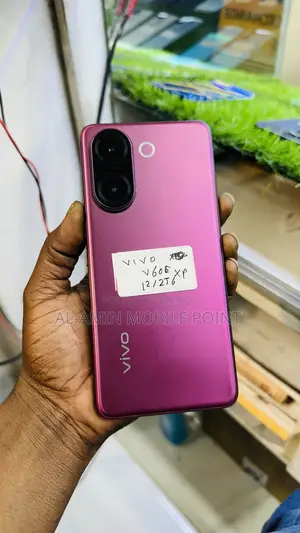 Vivo V60e 256 GB Red