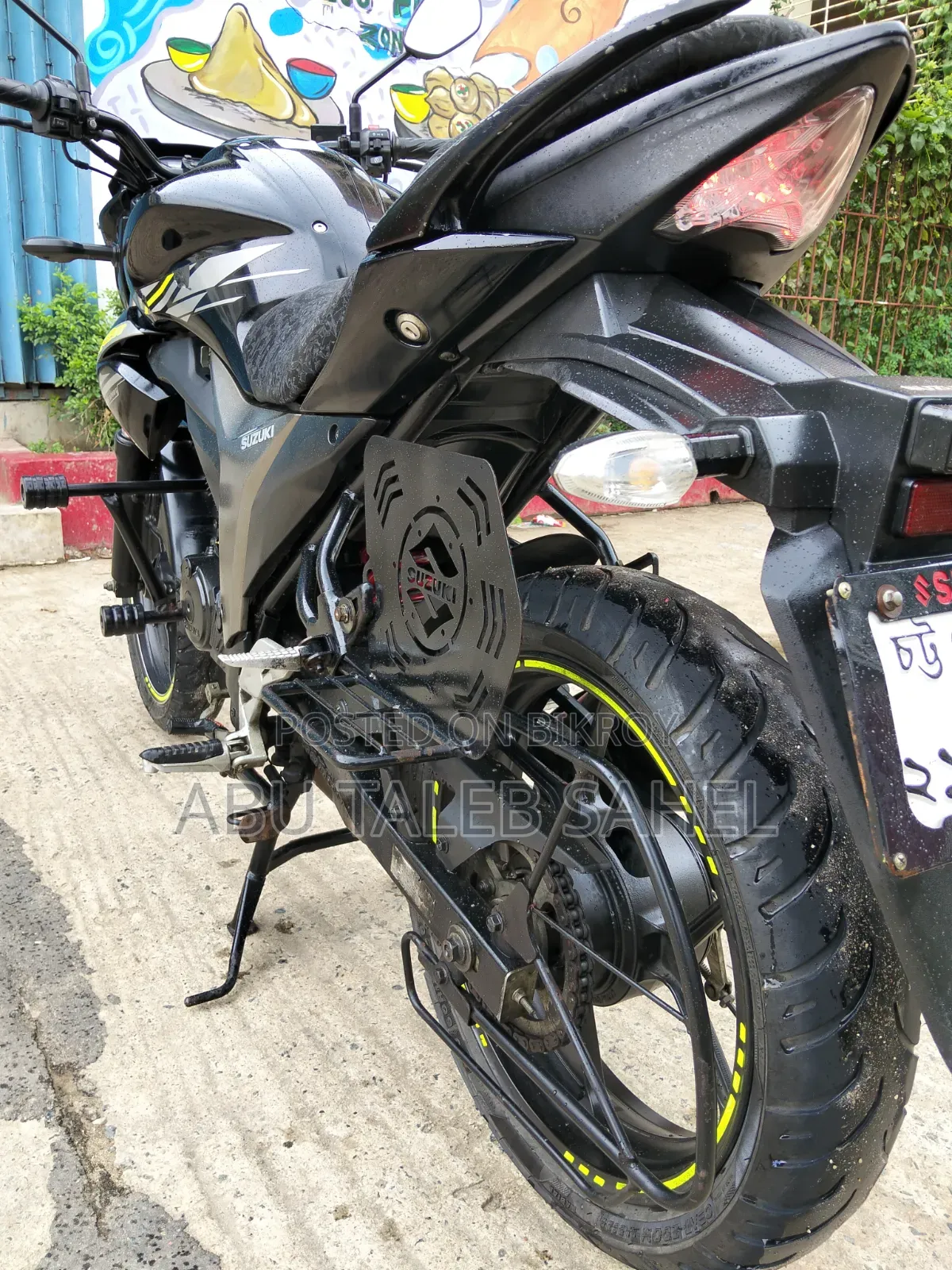 New Suzuki 2024 Black