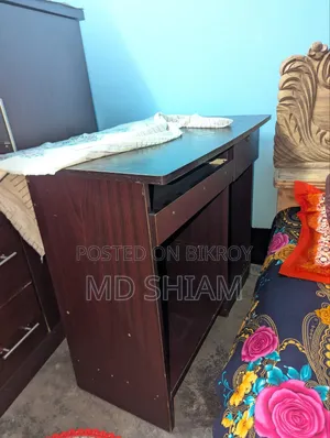 Computer Table