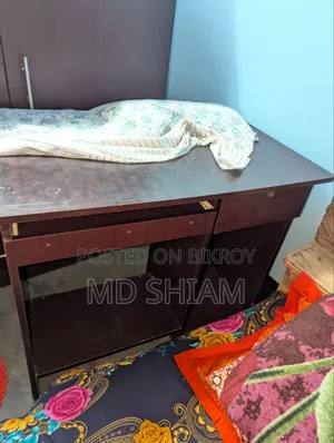 Computer Table