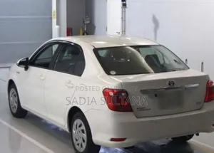 Toyota Corolla 2019 White