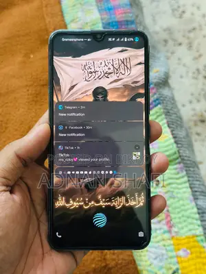 Vivo V20 SE 128 GB Black