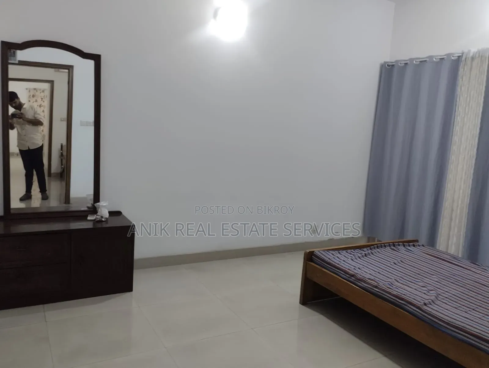 গুলশানের অনিক রিয়েল এস্টেটে ফার্নিশড ৩ বেডরুমের অ্যাপার্টমেন্ট ভাড়া হবে